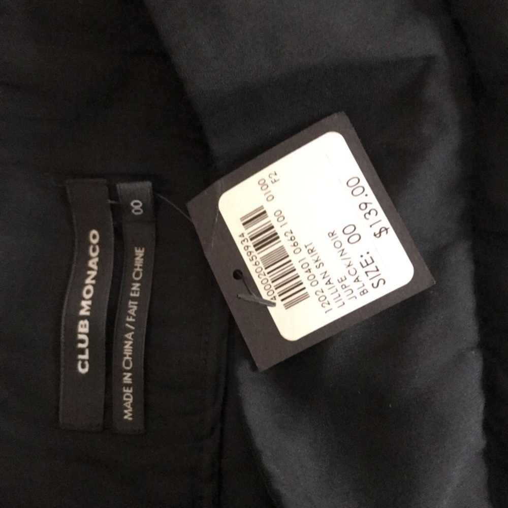 Black New Lillian skirt, size 00